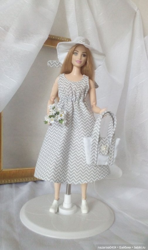 " Гергогиня Барбейская выходит в свет" выкройка платья для Барби и Phicen (фото 6)