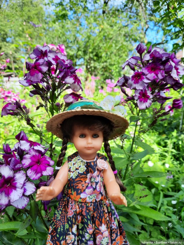 Гуляем по саду с хорошулькой ESочкой