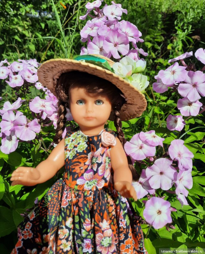 Гуляем по саду с хорошулькой ESочкой