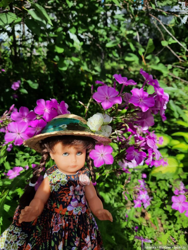 Гуляем по саду с хорошулькой ESочкой