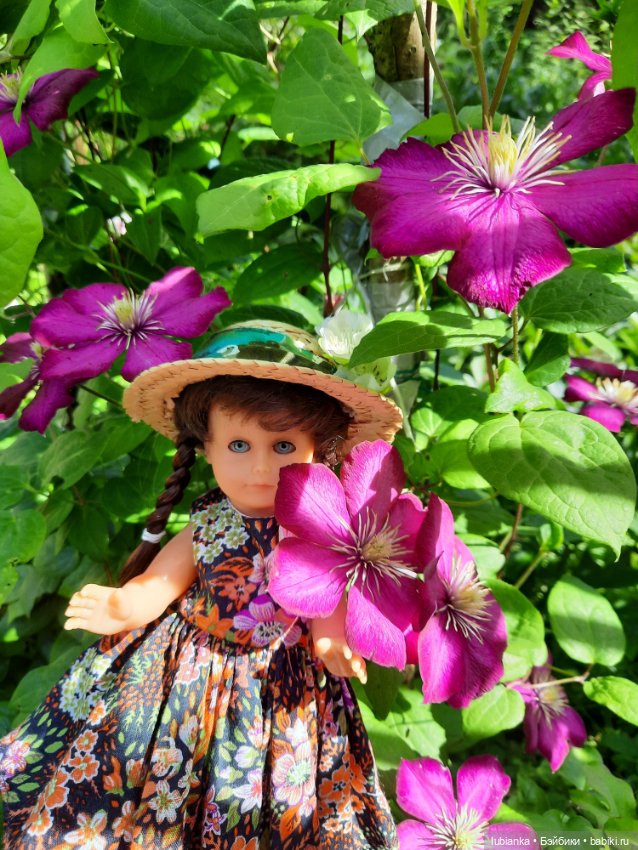 Гуляем по саду с хорошулькой ESочкой