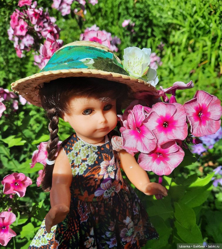 Гуляем по саду с хорошулькой ESочкой