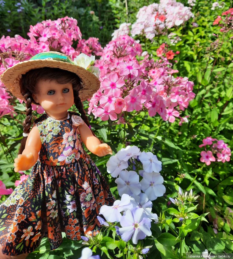 Гуляем по саду с хорошулькой ESочкой