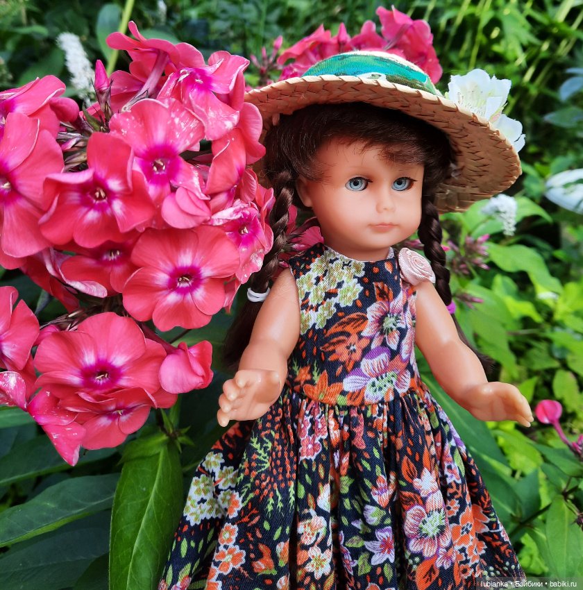 Гуляем по саду с хорошулькой ESочкой