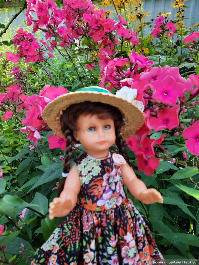 Гуляем по саду с хорошулькой ESочкой