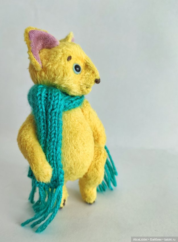 Везде своих котиков понапихали, благослови вас Баст (фото 2)