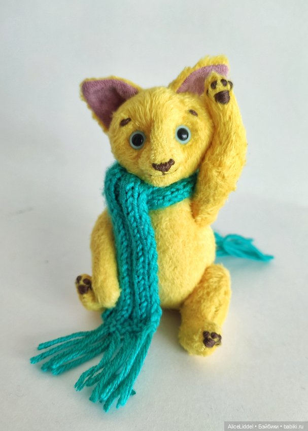 Везде своих котиков понапихали, благослови вас Баст (фото 4)