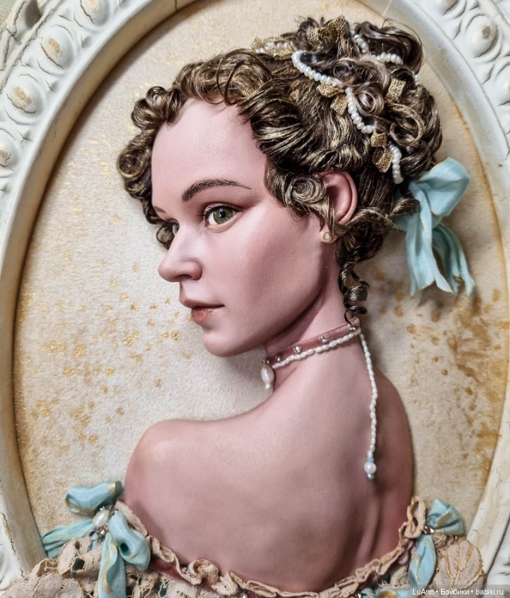 "Эмма" барельеф — Авторские куклы ручной работы: текстильные