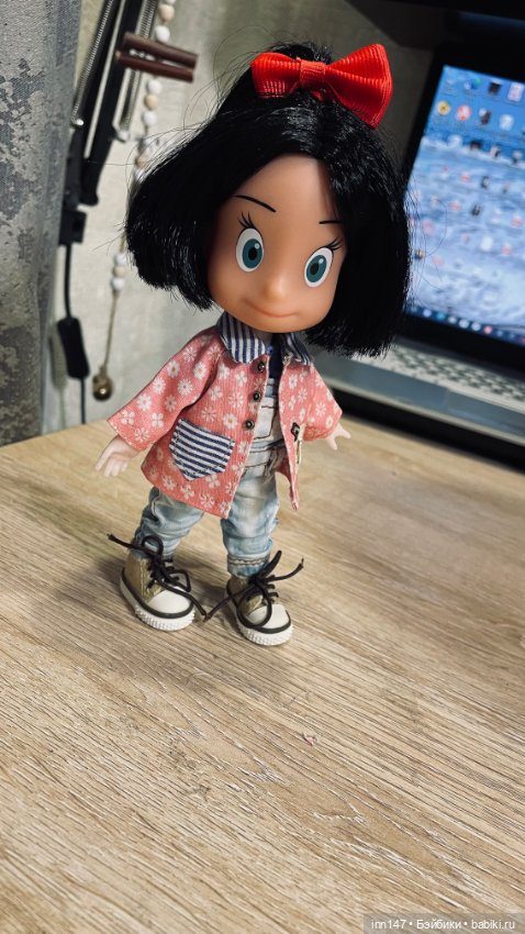 Клео на теле псевдо холала