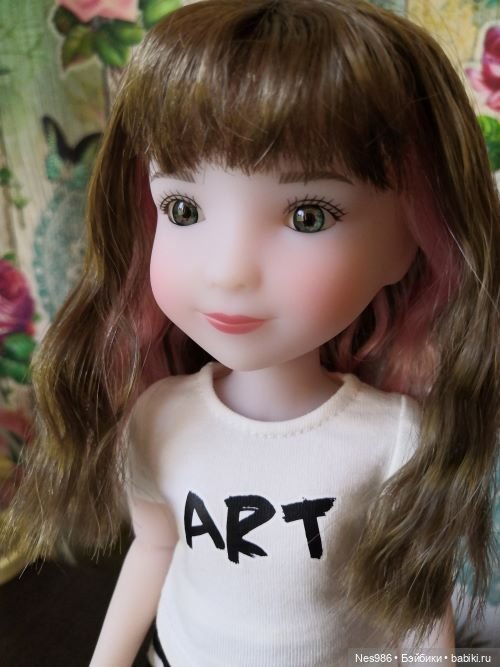 Новинка Руби Ред, Санни — Куклы Ruby Red (Руби Ред) Fashion Friends: Siblies (фото 2)