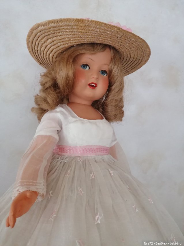 Кукла Nobel (SNF), Monique