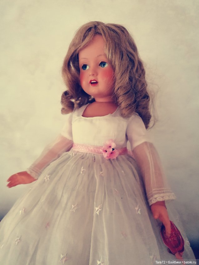 Кукла Nobel (SNF), Monique