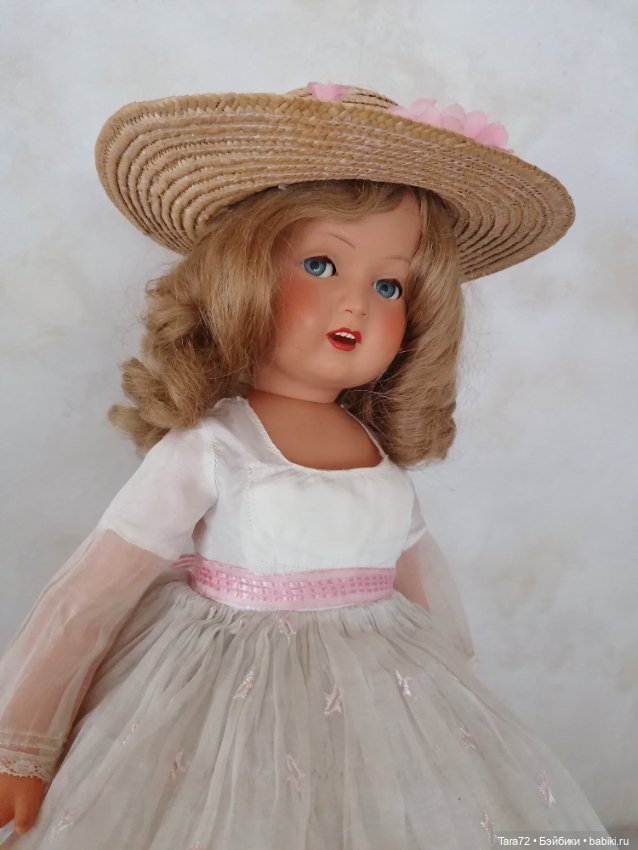 Кукла Nobel (SNF), Monique