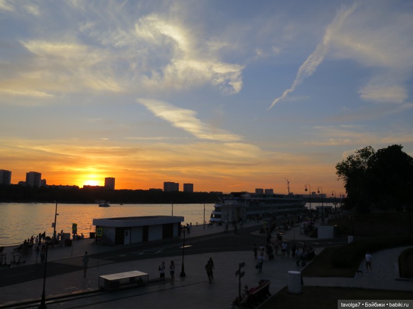 Starr Model Agency - модная Дюймовочка из начала 1990х (фото 4)