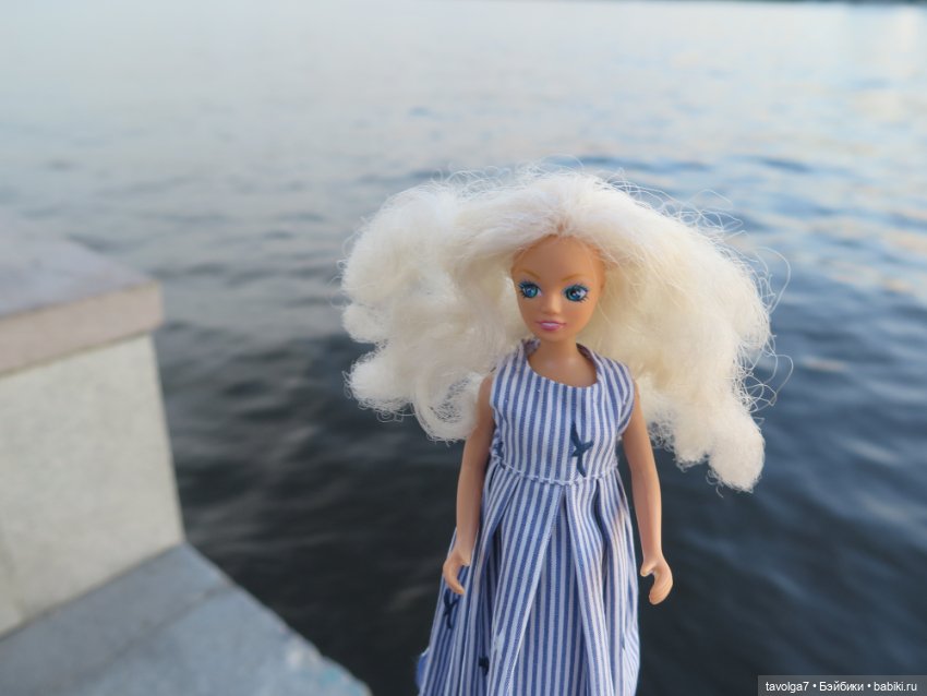 Starr Model Agency - модная Дюймовочка из начала 1990х