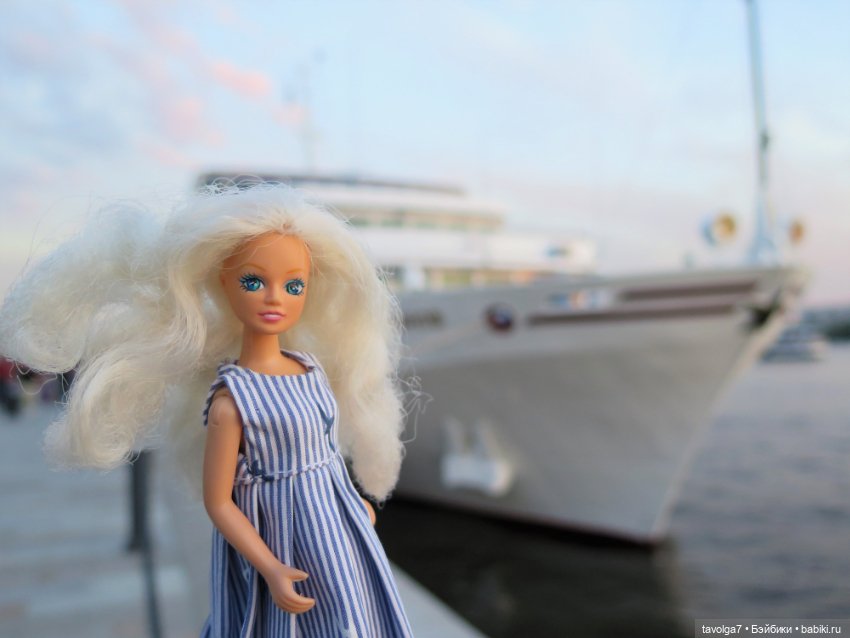 Starr Model Agency - модная Дюймовочка из начала 1990х