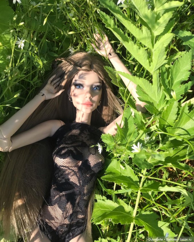 Сардаана авторская шарнирная кукла