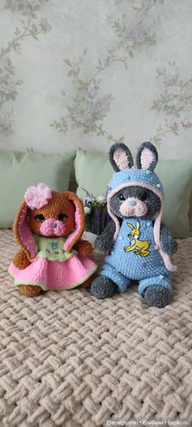 Зайчики — Вязаные игрушки и амигуруми: крючком (фото 2)