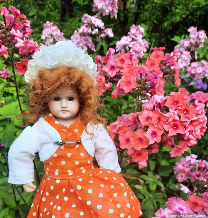 Next orange-red — Редкие антикварные куклы и реплики: воск (фото 4)