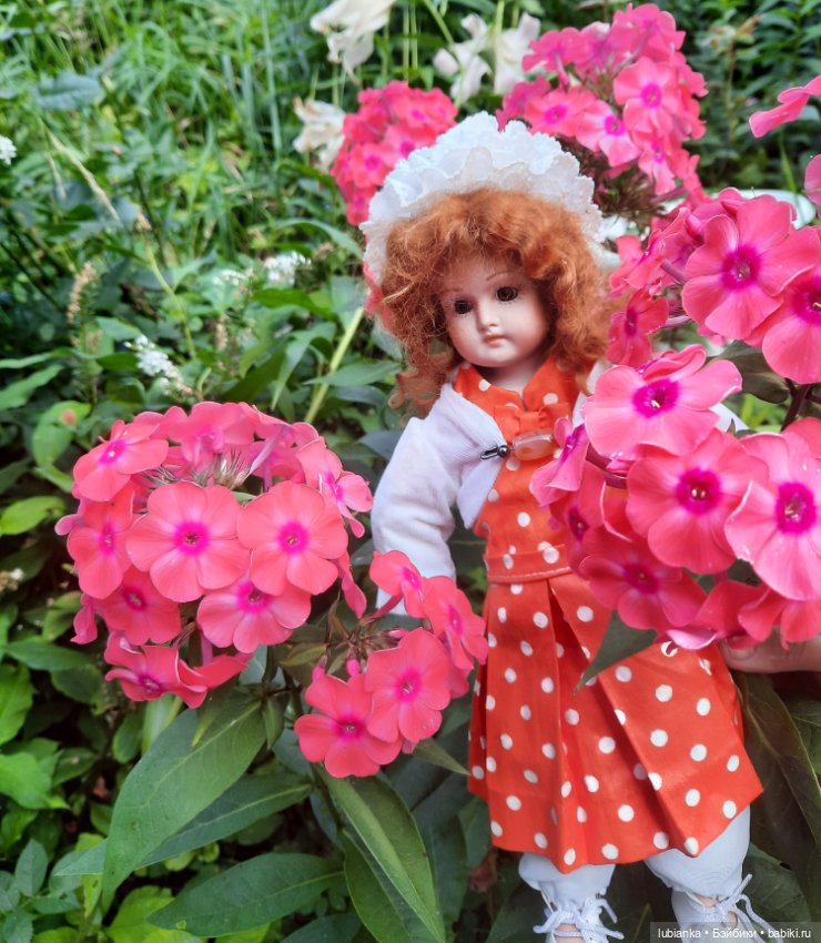 Next orange-red — Редкие антикварные куклы и реплики: воск (фото 2)