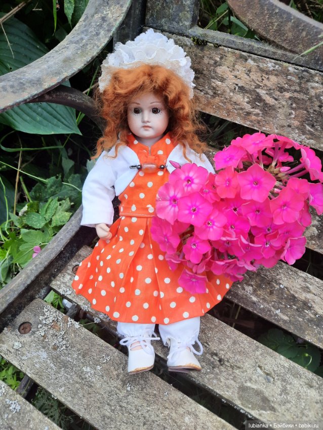 Next orange-red — Редкие антикварные куклы и реплики: воск (фото 7)