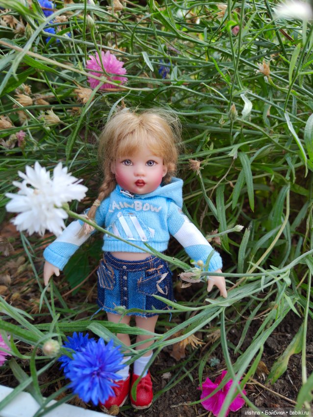 Модница Райли и цветы — Куклы Helen Kish (Хелен Киш): Riley (Райли) (фото 4)