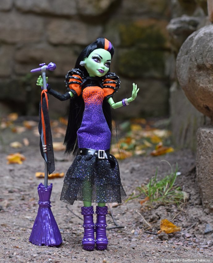 Каста Фирс — Куклы Monster High и Ever After High: G1 (фото 2)