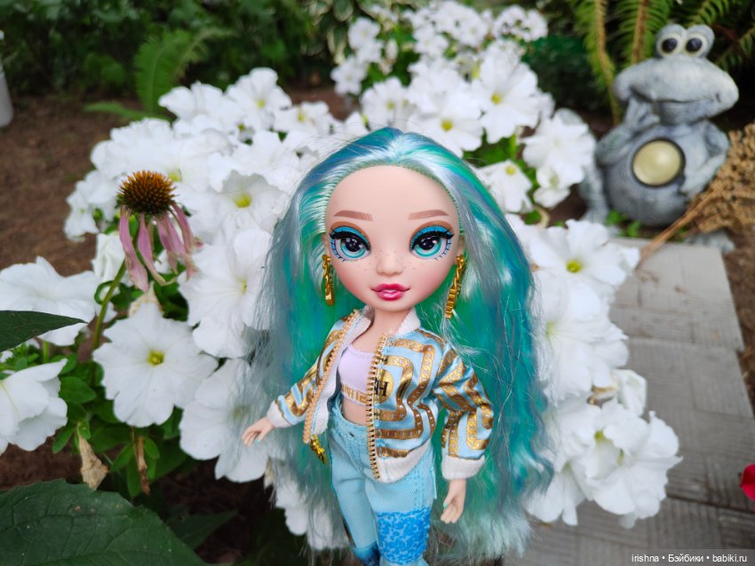 Дафна Минтон в саду — Игровые куклы разных производителей (Разное): редкие бренды (фото 9)