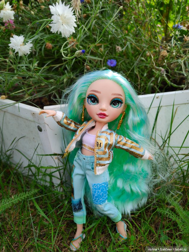 Дафна Минтон в саду — Игровые куклы разных производителей (Разное): редкие бренды (фото 2)
