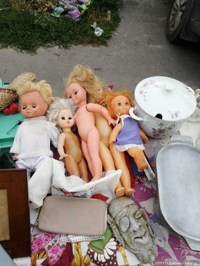 Блошиный рынок в Воронеже и куклы на нем (фото 9)