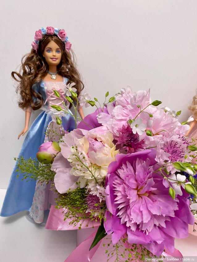 Принцесса и нищенка. Как я сшила платья куклам (фото 3)