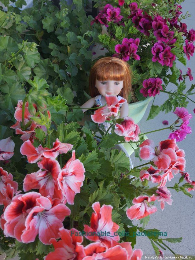 Прекрасная герань — Одежда и обувь для кукол своими руками: фото (фото 9)