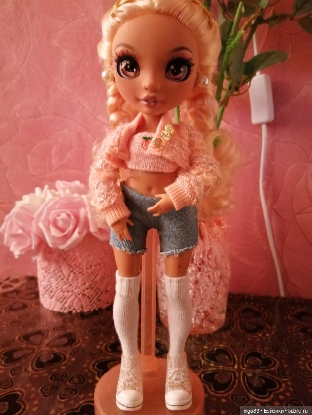 Rainbow High. Джорджия, сладкий персик (фото 6)