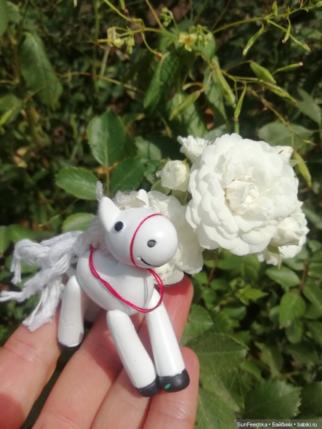 Маленькая белая лошадка (с блошки 🤫) (фото 5)