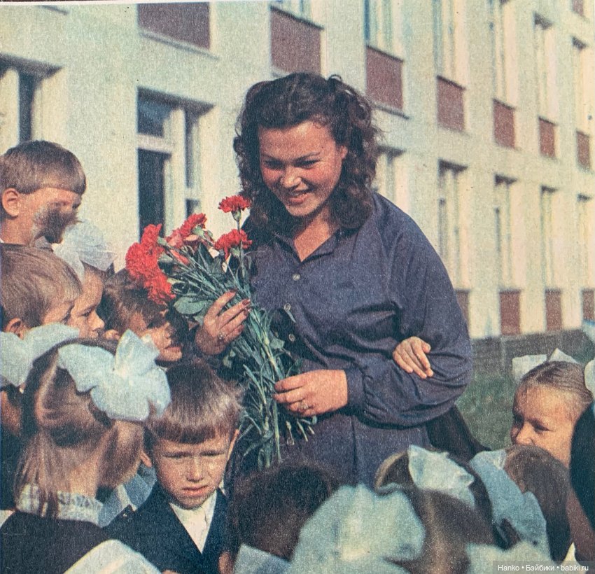 Школьницы — Куклы Paola Reina (Паола Рейна): новинки (фото 9)