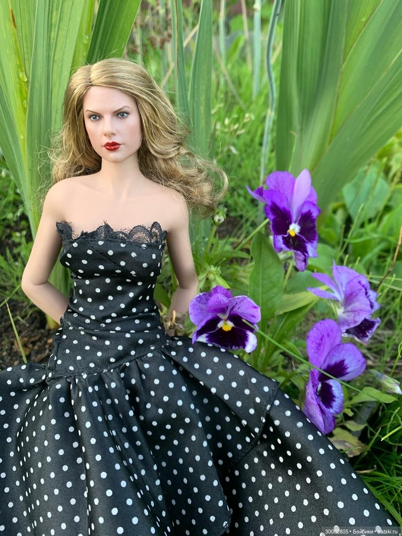 Портретная кукла Тейлор Свифт (фото 9)