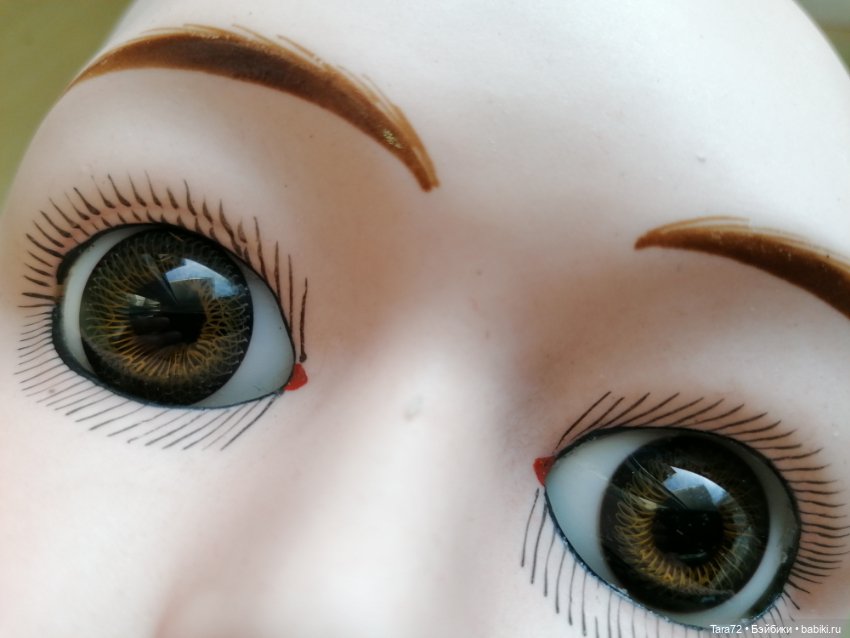 Антикварные глаза или нет? Liane J. Verlingue, France