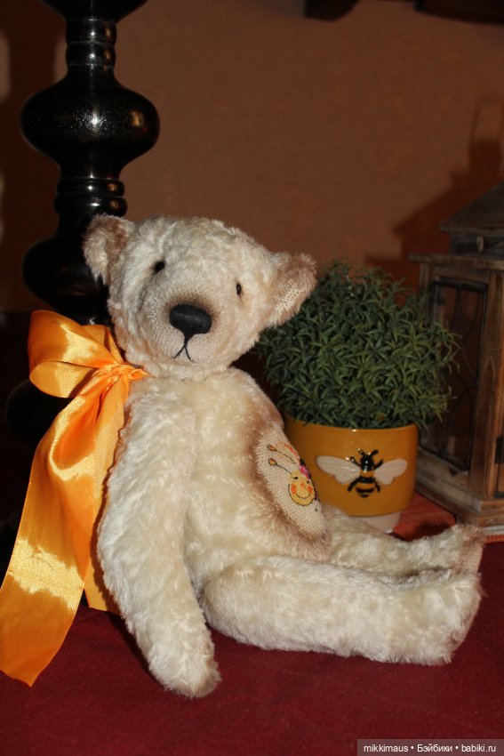 Мишка с пчелкой. Игрушки Глазуновой Анны