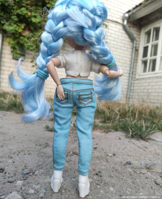 Очередные джинсы — Куклы Rainbow High (Рейнбоу Хай (фото 3)