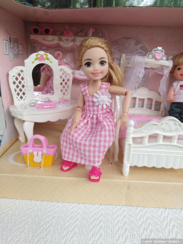 Игровой набор с зайчиком YASINI