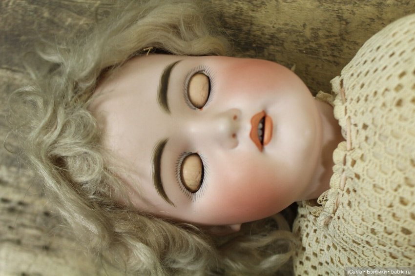 Девочки, помогите опознать куколку плиз (фото 6)