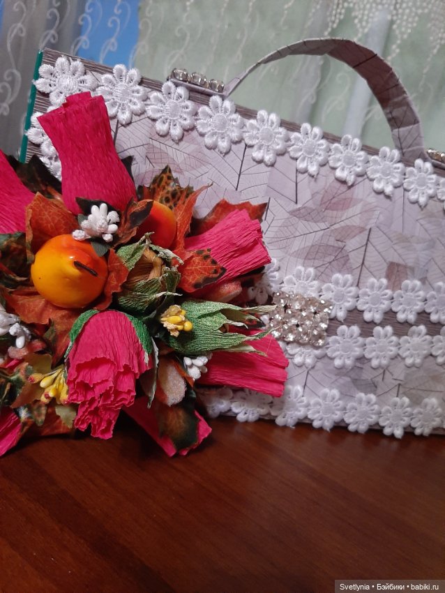 Портфель с конфетами — Авторские игрушки из разных материалов: синельная проволока (фото 2)