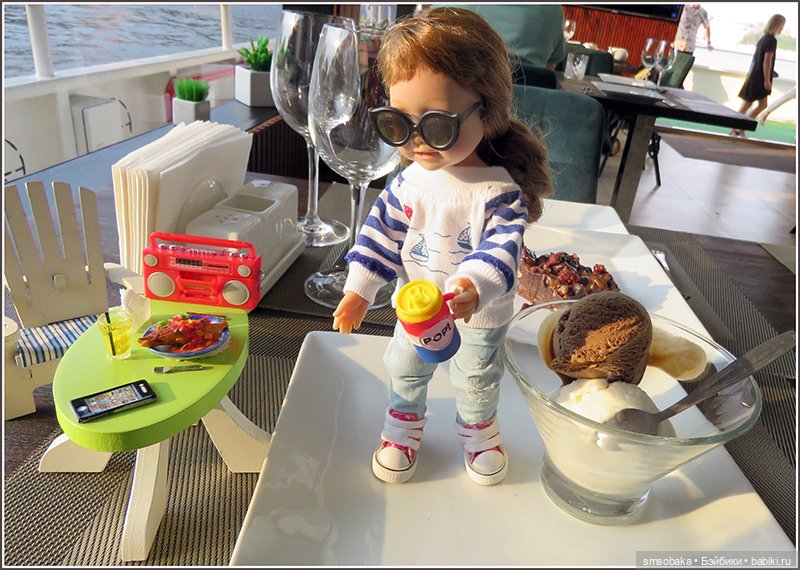 Гастрономический круиз по Москве на морской яхте “Palma де Сочи”