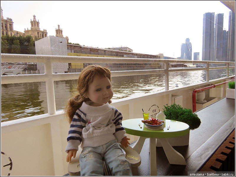 Гастрономический круиз по Москве на морской яхте “Palma де Сочи”