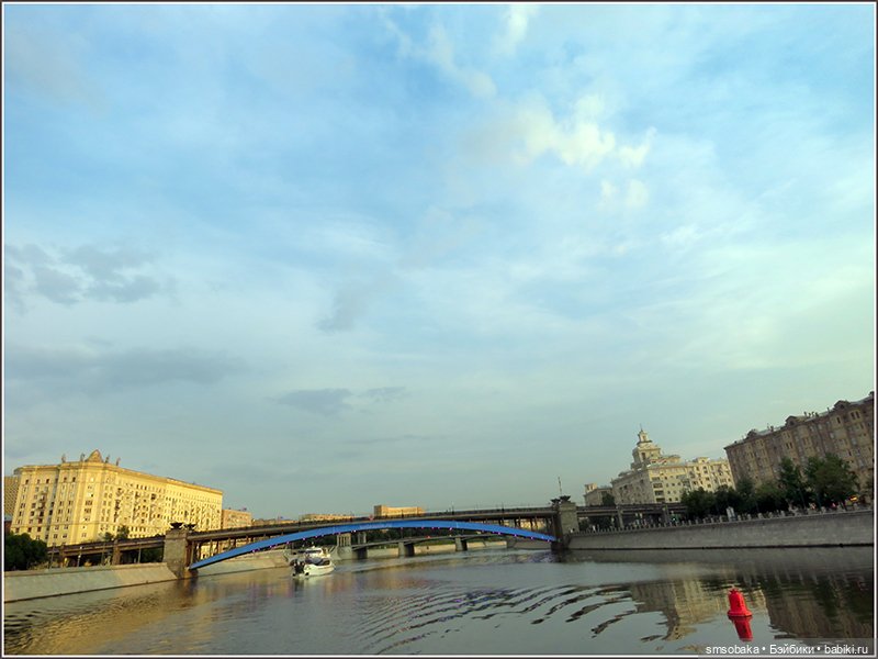 Гастрономический круиз по Москве на морской яхте “Palma де Сочи”