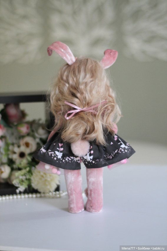 Бетти интерьерная зайка-кукла (фото 3)