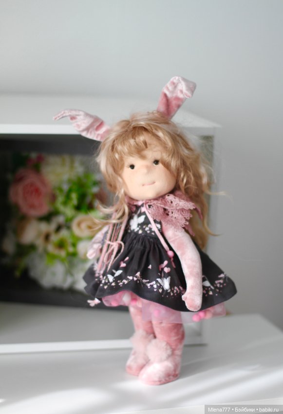 Бетти интерьерная зайка-кукла (фото 5)