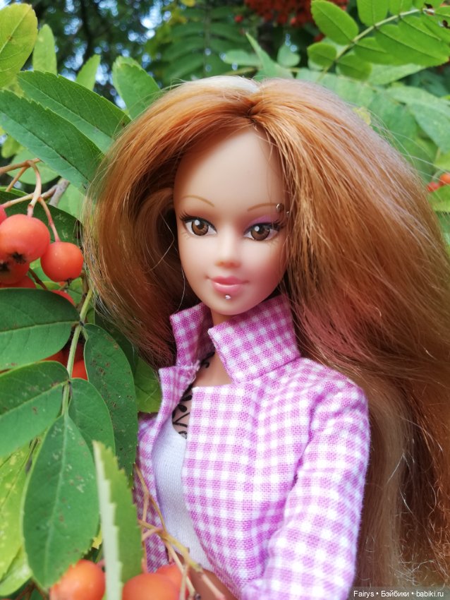 Сестры двойняшки или тройняшки