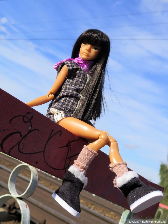 Старшеклассница — Куклы Мукла (Mooqla) Полины Волошиной: легенды