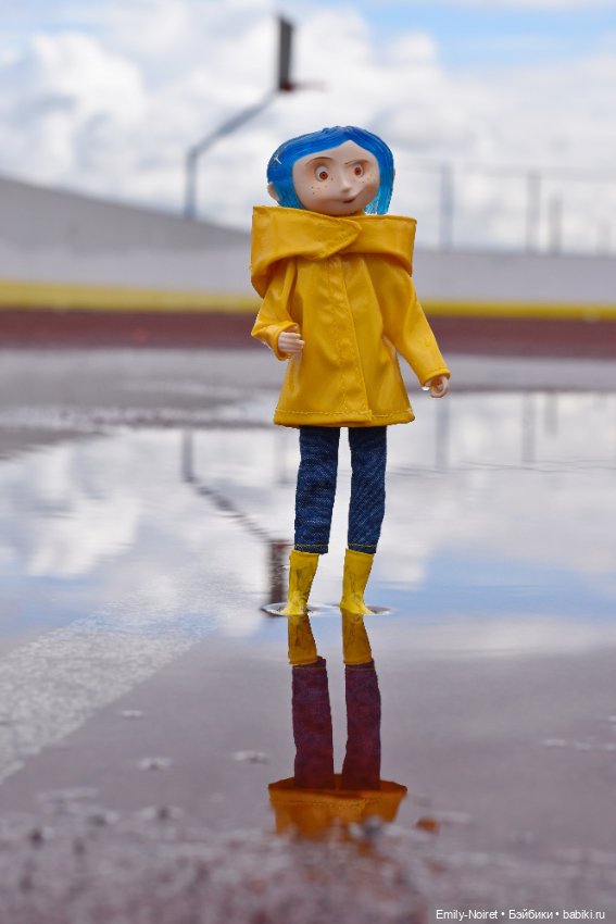 Коралина и дождик — Фигурки NECA (Нека): Коралина